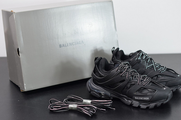 balcia track led 542023 w1gb1 1000 Ba*len*cia*ga
