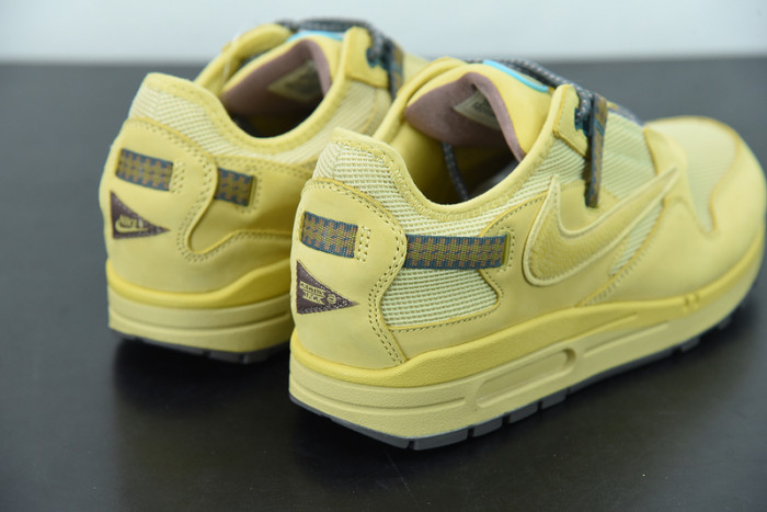 travis scott x nike air max 1